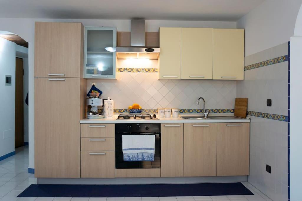 Peonia Blu Apartment Salerno Eksteriør billede
