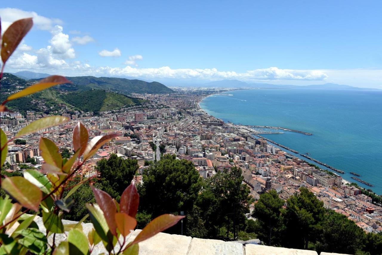 Peonia Blu Apartment Salerno Eksteriør billede